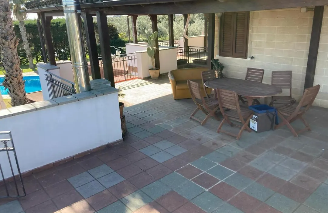Agriturismo Villa Pina-1